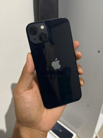 Детальное фото альт iPhone 13 128GB Midnight от компании Нофелет