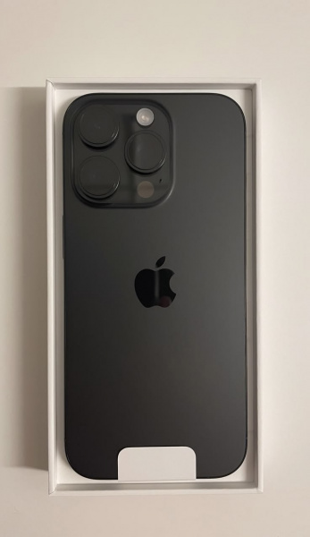 Детальное фото альт iPhone 16 Pro 256GB Black Titanium E-Sim от компании Нофелет