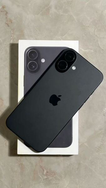 Детальное фото альт iPhone 16 128GB черный E-Sim от компании Нофелет