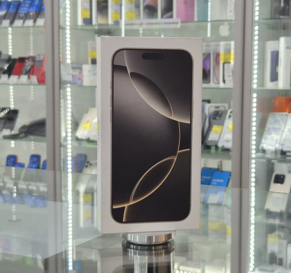Детальное фото альт iPhone 16 Pro Max 256GB Natural Titanium от компании Нофелет
