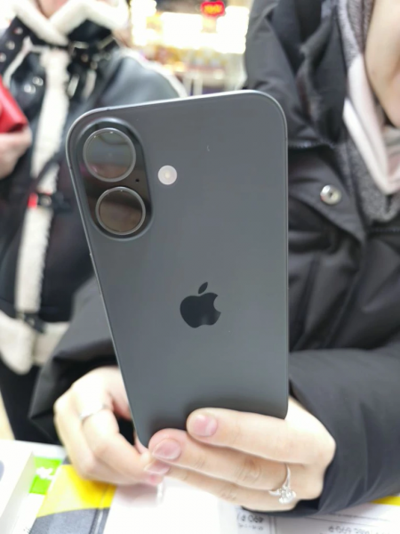 Детальное фото альт iPhone 17 256GB Black  E sim от компании Нофелет