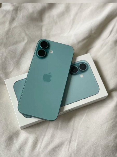 Детальное фото альт iPhone  16 128GB Teal от компании Нофелет