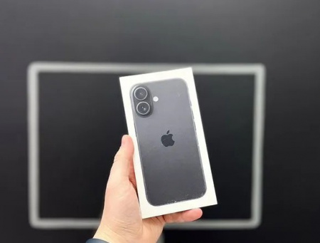 Детальное фото альт iPhone 16 128GB черный E-Sim от компании Нофелет