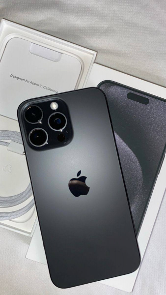 Детальное фото альт iPhone 16 Pro 256GB Black Titanium E-Sim от компании Нофелет