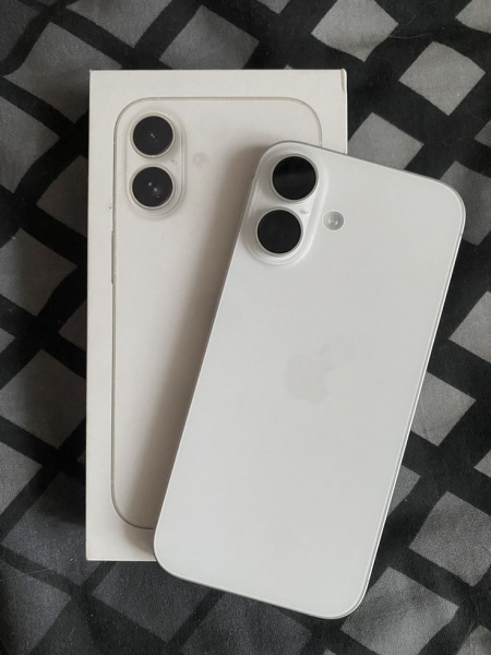 Детальное фото альт iPhone 16 Plus 128GB White от компании Нофелет